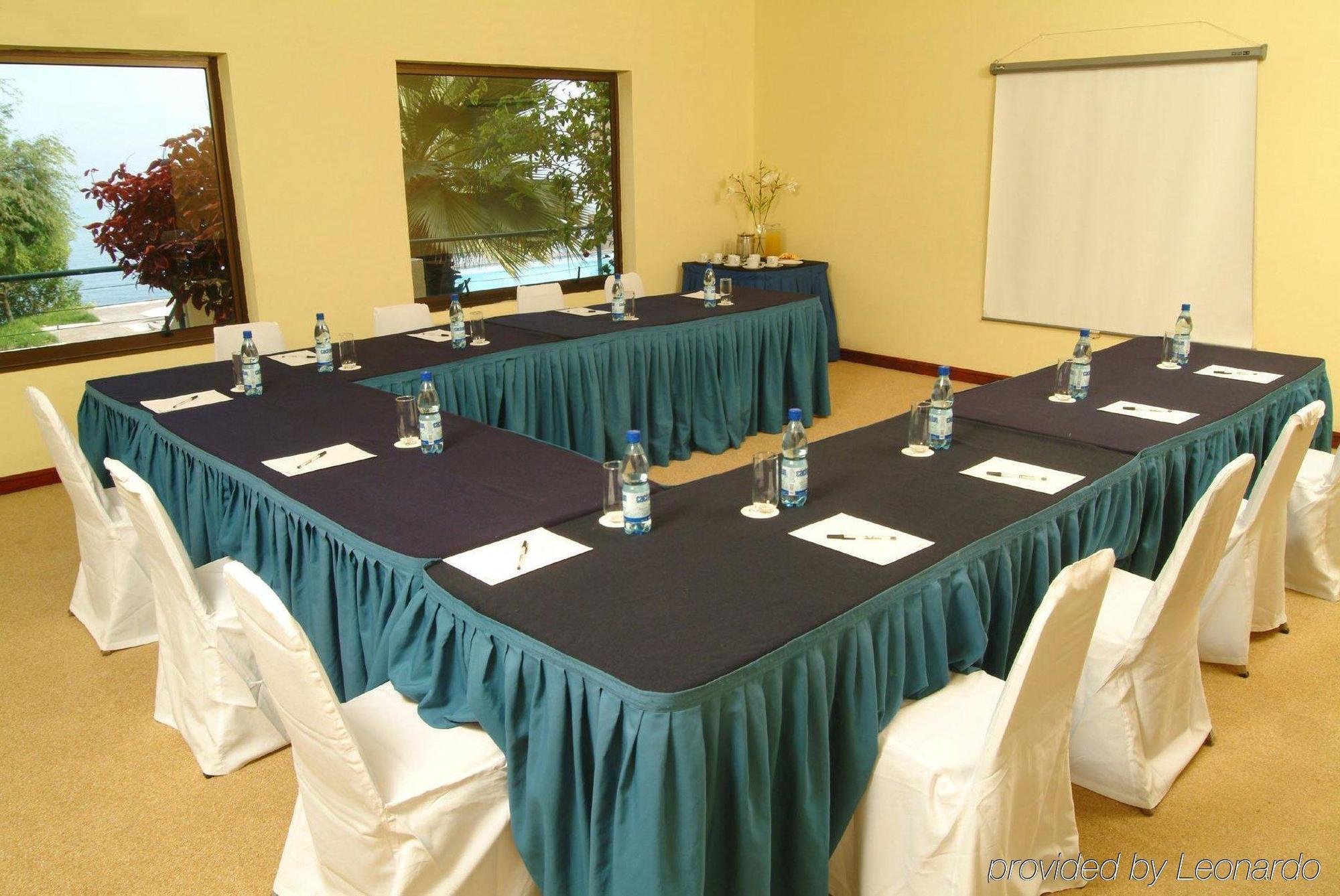Hotel NH Iquique Facilidades foto